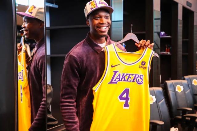 乐鱼app下载-湖人今夏最大手笔的签约，朗尼·沃克能打成什么样？